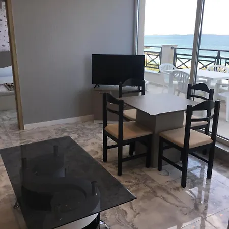 아파트 Golden Sea View Penthouse