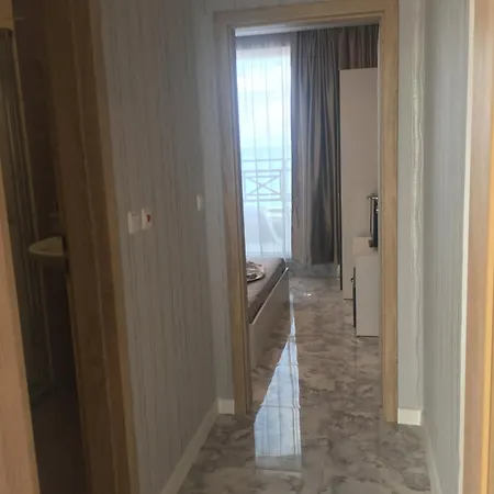 Golden Sea View Penthouse Apartamento